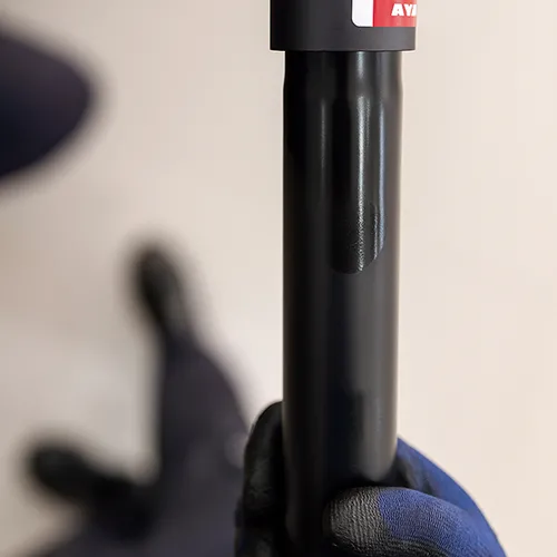 KYB ESCLARECE: VAZAMENTO REAL VS. O "SUOR" DO AMORTECEDOR